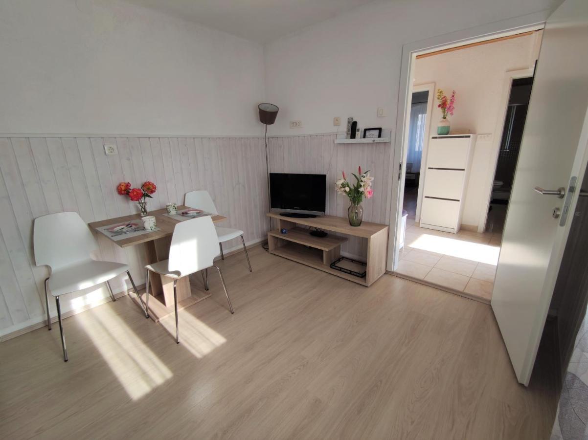 Apartman Josip Garica Екстер'єр фото